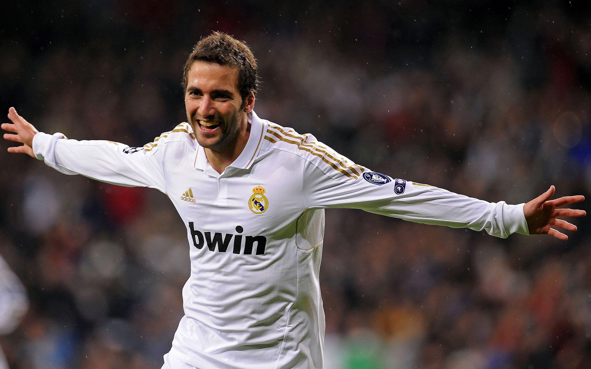 意甲-坎比亚索破门斯帕莱蒂迎开门红 尤文2-1克雷莫纳，坎比亚索和莫塔