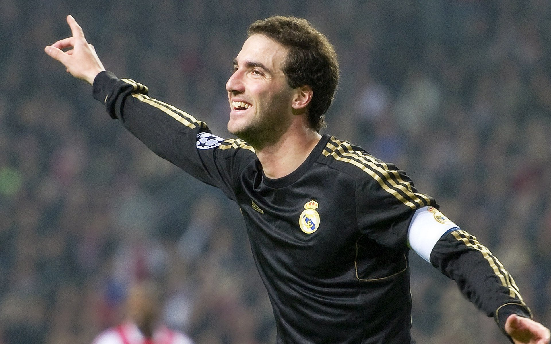 海港还是申花？曝中超准金靴难留山东泰山，下一站大概率转战江南