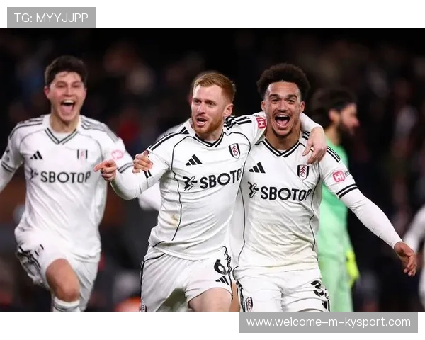 曼城甩开阿森纳领跑英超，夺冠形势更明朗