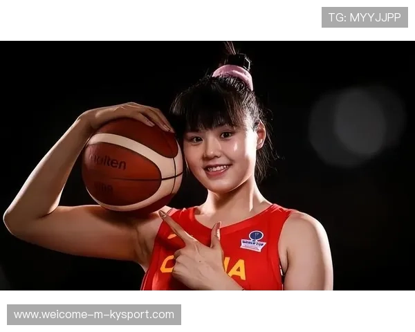 李月汝：护具挡不住我继续“美丽营业”！