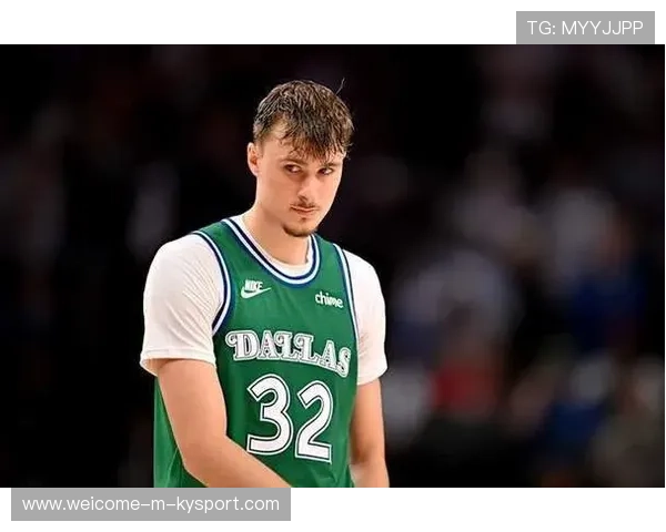 弗拉格两双稳定输出,独行侠篮板压制勇士,弗拉格拉尔 弗拉格两双稳定输出,独行侠篮板压制勇士,弗拉格拉尔